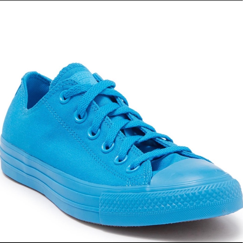 Converse W-11 M-9